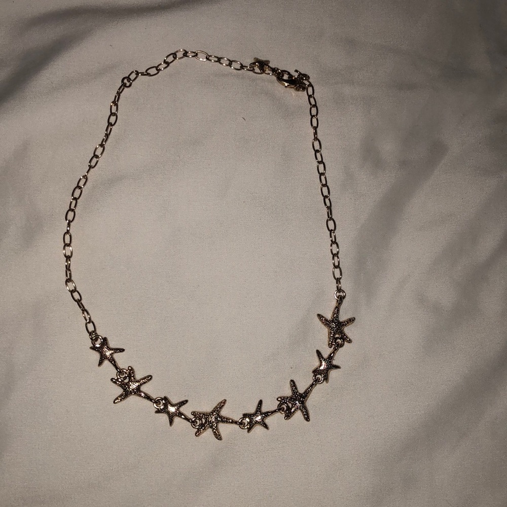 GOLD STARFISH NECKLACE